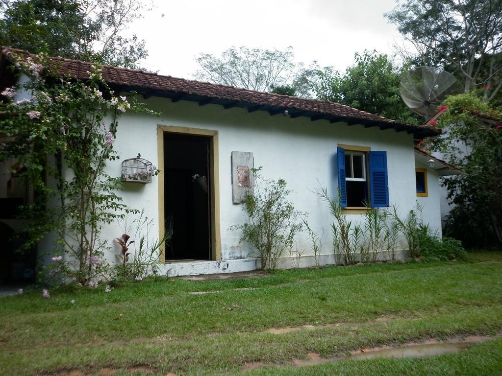 Itaipava Pouso Donana Cama E Cafe Bed & Breakfast エクステリア 写真
